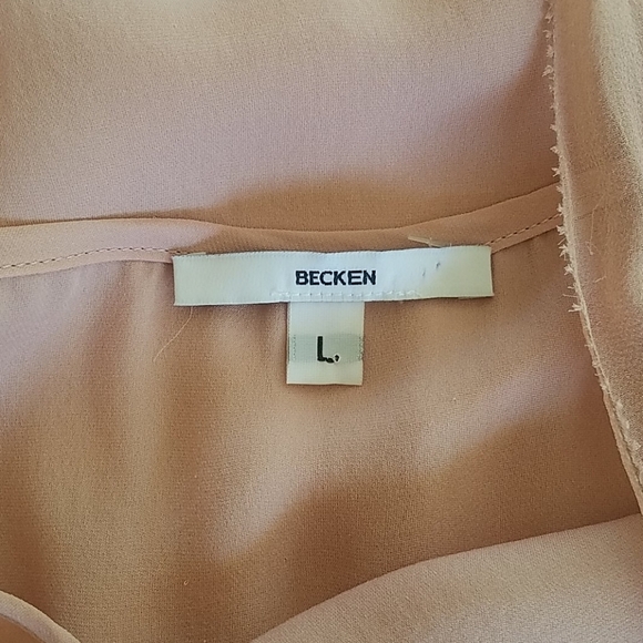 BECKEN 100% SILK FLOWY TOP W/OVERLAY - Picture 5 of 6